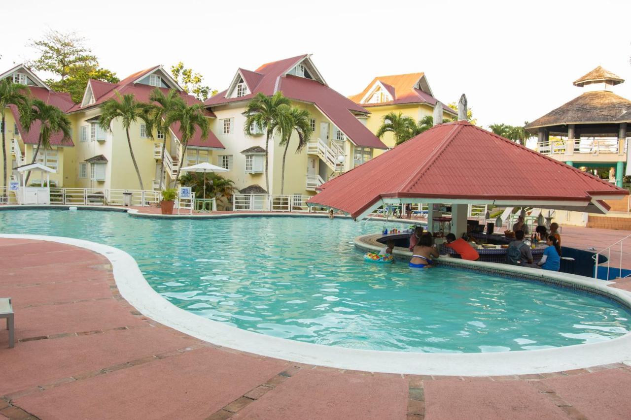 Ferienwohnung E 20 Mystic Ridge Ocho Rios Exterior foto