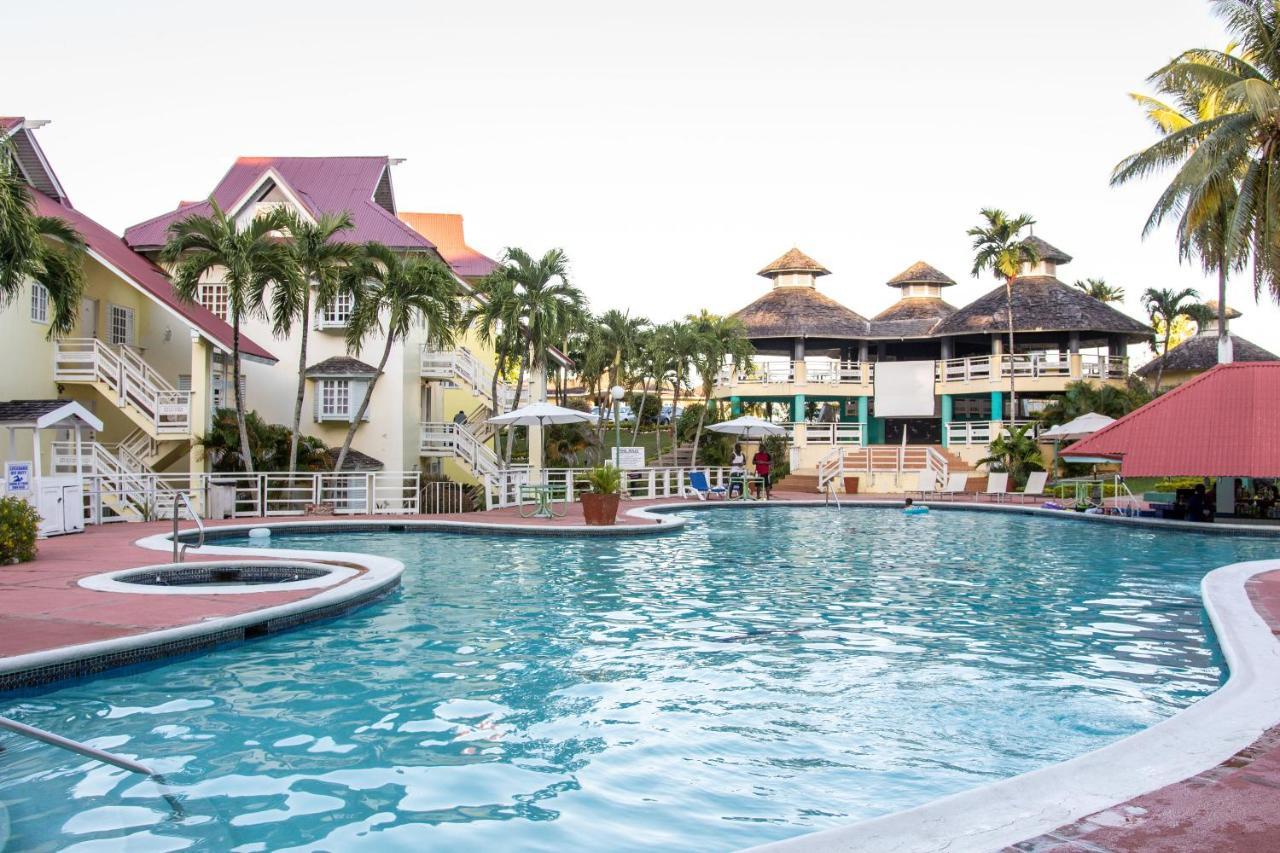 Ferienwohnung E 20 Mystic Ridge Ocho Rios Exterior foto
