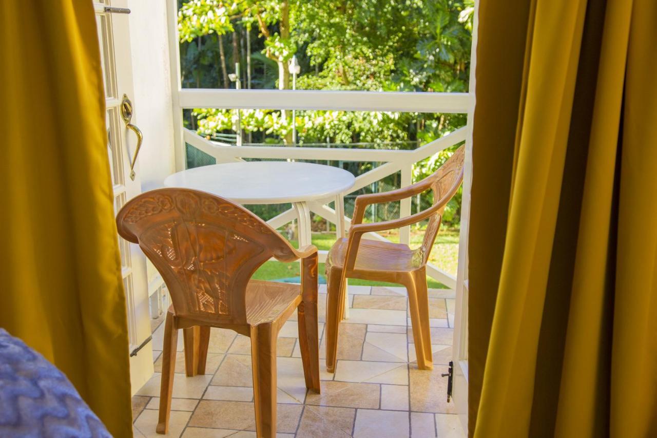 Ferienwohnung E 20 Mystic Ridge Ocho Rios Exterior foto