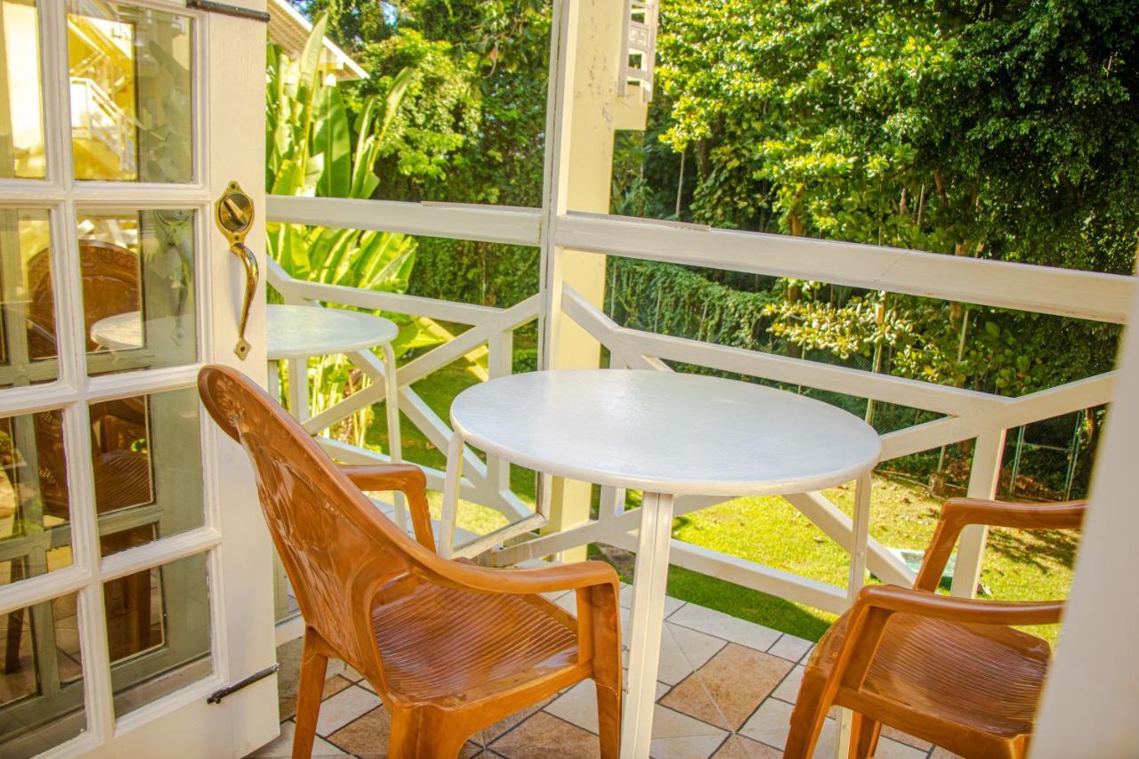 Ferienwohnung E 20 Mystic Ridge Ocho Rios Exterior foto